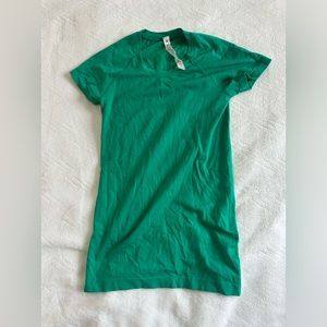 lululemon swiftly top